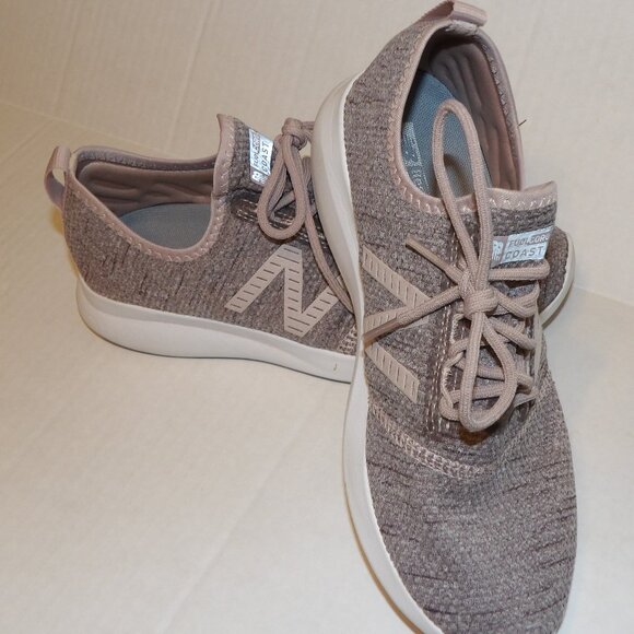 New Balance Running Course Women's Shoes Size 8 1/2 with box - Picture 1 of 8